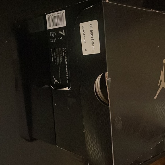 Air Jordan 11 retor low le gs used - Picture 2 of 3